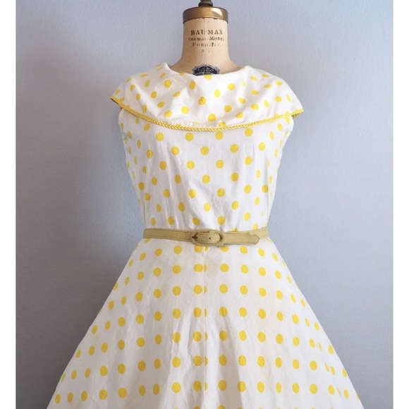 1960’s Vintage polka dot dress - Picture 2 of 7